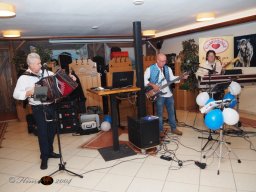 Oktoberfest Mit Musik zur Menschlichkeit am 6.10.2024